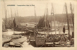 Audierne * Langoustiers Dans Le Port * Bateau Pêche - Audierne