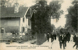 Champigny Sur Marne * Le Pont De Champigny Et La Maison GAUTRIN * Promeneurs - Champigny Sur Marne