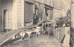 77-MEAUX- RUE DES VIEUX MOULINS, INONDATION DES 25/26/27 JANVIER 1910 - Meaux