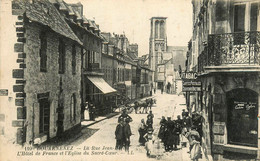 Douarnenez * La Rue Jean Bart * Hôtel De France Et église Du Sacré Coeur * Débit De Tabac Tabacs Cartes Postales - Douarnenez