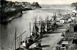 Douarnenez * Port Rhu * Estuaire De Pouldavid * Port De Commerce * Bateau Pêche - Douarnenez