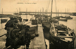 Lesconil * La Cale Et La Digue * Bateau Pêche - Lesconil