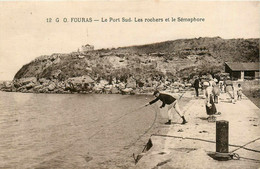 Fouras * Le Port Sud * Les Rochers Et Le Sémaphore * Pêche à La Ligne - Fouras-les-Bains