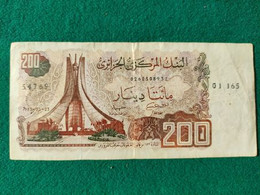 ALGERIA 200 Dinar 1981 - Algérie