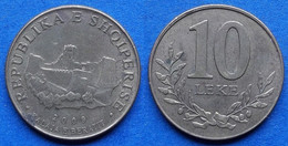 ALBANIA - 10 Leke 2009 "Berat Castle" KM# 77a Republic (1996) - Edelweiss Coins - Albanië