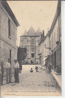 02-vic Sur Aisne Rue De Fontenoy Et Donjon Du Chateau - Vic Sur Aisne