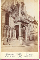 Photo Bromure Ancienne Du Palais De Justice De Dijon: Le Porche, Affiches (1873 ?) Th. Schahl, Photographe - Oud (voor 1900)