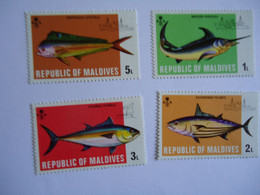 MALDIVES MNH STAMPS  FISHES FISH - Maldives (1965-...)