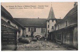 MÔTIERS-TRAVERS Le Prieuré St. Pierre Grande Cour Propr. De La Maison Mauler & Cie., Swiss Champagne Attelage Animée - Môtiers 