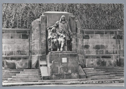 NL.- DORDRECHT. STANDBEELD JOHAN EN CORNELIS DE WITT. - Monuments