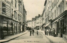 Melun * La Rue Carnot * Magasin Commerce Articles Chasse NOLOT * Pharmacie - Melun