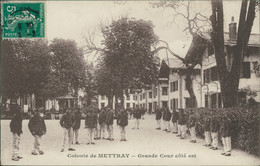 37 METTRAY / La Colonie - Grande Cour Côté Est / CARTE ANIMEE - Mettray