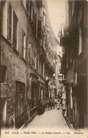 Nice * Rue Et Le Palais Lacaris Dans La Vieille Ville * Coiffeur - Life In The Old Town (Vieux Nice)