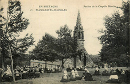 Plougastel Daoulas * Le Pardon De La Chapelle Blanche * Coiffe * Fête Religieuse - Plougastel-Daoulas