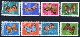 HUNGARY 1969 Butterflies MNH / **.  Michel 2494-501 - Unused Stamps
