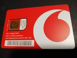 NETHERLANDS GSM CARD  VODAFONE  HOW ARE YOU SERIE ;032M020   Mint  ** 5044** - Cartes GSM, Prépayées Et Recharges