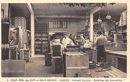 Saintes       17    Coopérative Des Charentes Et Des Deux Sèvres .Entrepôt Epicerie Emballage Des Commandes  (voir Scan) - Saintes