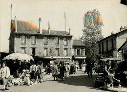 Villeparisis * La Place Stalingrad * Le Marché * Foire Marchands * Pharmacie * Familistère - Villeparisis