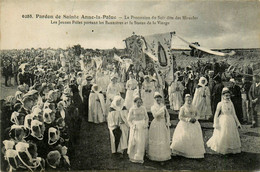 Plonévez Porzay * Pardon De Ste Anne La Palud * La Procession Du Soir Dite " Des Miracles " Femmes En Coiffe Du Pays - Plonévez-Porzay