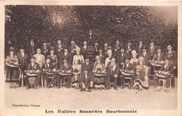 03-MONTLUCON- LES MAITRE SONNEURS BOURBONNAIS - Montlucon