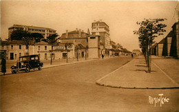 La Roche Sur Yon * Le Boulevard Des Alliés * Café Restaurant MARSEAU * Automobile Voiture Ancienne - La Roche Sur Yon