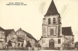 60 / Attichy - L' Eglise Et Le Monument Aux Morts - Attichy