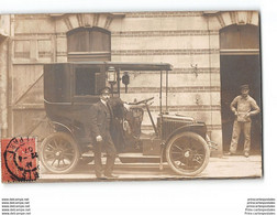 CPA 75 Carte Photo Un Taxi - Transporte Público