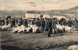 En Auvergne Marché Aux Cochons  Foire - Paysans