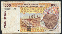 W.A.S. SENEGAL P711Kl 1000 FRANCS (20)02 Signature 31  VF      FOLDS ,NO P.h. - États D'Afrique De L'Ouest