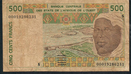 W.A.S. GUINEA BISSAU  P910Sd  500 FRANCS (20)00 Signature 30  F-VF   RARE DATE 2000    FOLDS ,NO P.h.! - États D'Afrique De L'Ouest