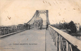 Tonnay-Charente             17          Sur Le Pont  Attelage Cheval    (voir Scan) - Otros & Sin Clasificación