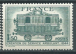 France ,  Yvert N° 609 *  , 1 Valeur Neuve Avec Trace De Charniere - Pal5513 - Nuevos