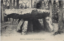 37  Mettray  - La Grotte Des Fees - Dolmen - Mettray