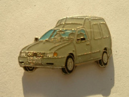 PIN'S VOLKSWAGEN CADDY - Volkswagen