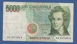ITALY - P.111a – 5.000 LIRE 1985 -  Circolata - Serie AA-K - 5000 Liras