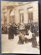 BRUGES / BRUGGE: PROCESSION DU SAINT-SANG  Photo De Presse Vers 1920 (Belgique Flandre-occidentale Foto C.p Religion - Brugge