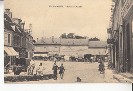 02- Vic Sur Aisne  Place Du Marche - Vic Sur Aisne