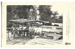 VIC SUR AISNE - Grande Guerre 1914-18 - Sur Une Péniche Du Pont La Garde Au Repos - PENICHE - Vic Sur Aisne