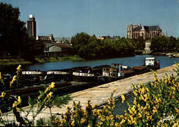 N°79085GF -cpsm Nantes -péniches Sur L'Erdre- - Péniches