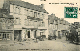 Loudéac * La Rue Cadélac * Devanture Hôtel De France * Commerce LEGALL - Loudéac