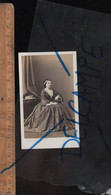 Photographie CDV : Madame A LACROIX Robe Empire 1860 / Atelier Photographe A KEN 10 Boulvard Montmartre PARIS - Identified Persons