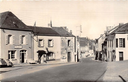 53-BOURGNEUF-LA-FORÊT- PLACE DU HAUT DU BOURG - Autres & Non Classés