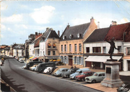 02-GUISE- PLACE D'ARME VUE AERIENNE - Guise