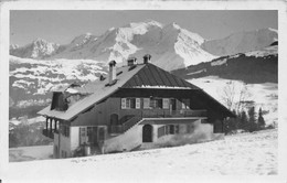 Combloux      74           Un Chalet      (voir Scan) - Combloux