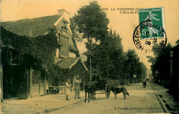 La Varenne Chennevières * Restaurant Café " L'écu De France " * Attelage - Autres & Non Classés