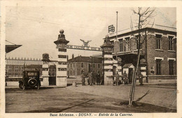 Dugny * La Base Aérienne * Entrée De La Caserne De Rose * Automobile Voiture Ancienne De Marque ? - Dugny