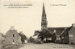 St Gilles Du Vieux Marché * Place Du Village Et Vue Sur L'église - Saint-Gilles-Vieux-Marché