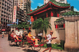 Hong Kong Rickshaws Pousse Pousse CPM + Timbre Dans Les Années 70 - Chine (Hong Kong)