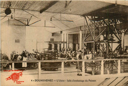 Douarnenez * Capitaine COOK * L'usine * Salle D'emboitage Du Poisson * Ouvrière Conserverie - Douarnenez