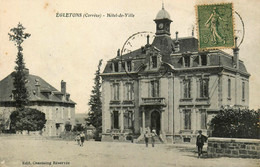 égletons * Place Et Hôtel De Ville - Egletons